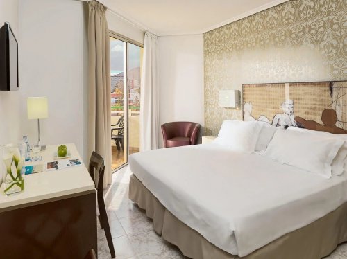 Hotel H10 Las Palmeras