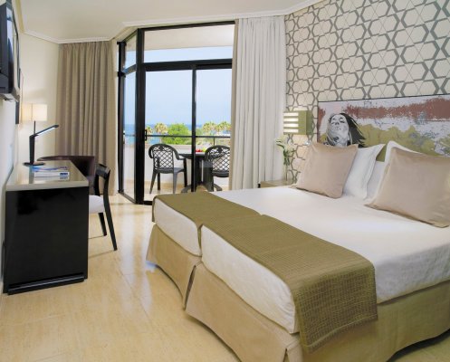 Hotel H10 Conquistador