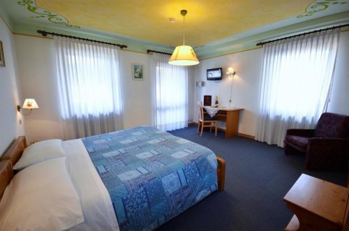 5denní zájezd s dopravou, polopenzí a skipasem v ceně – hotel Centrale