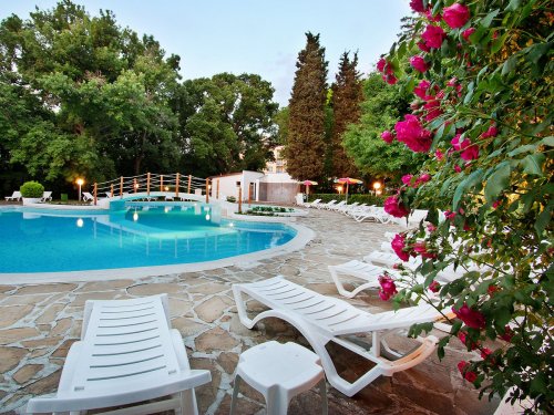 Hotel Ljuljak