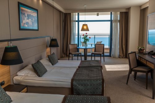 Astera Hotel & Spa