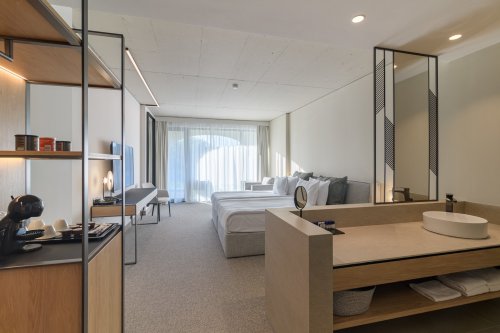 Aqua House Hotel and SPA