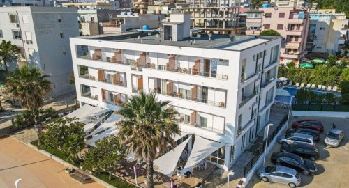 Hotel Besani