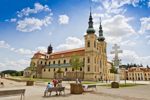 Hrady a zámky Moravy a Slovenska