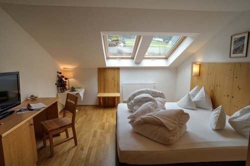 Posthaus Stubai and Smart