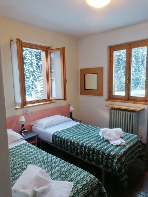 Hotel Trinité autobusem