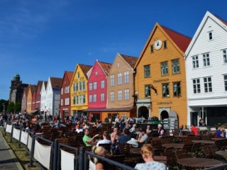 BERGEN A KRÁLOVSTVÍ FJORDŮ BERGEN A KRÁLOVSTVÍ FJORDŮ