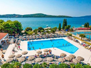 Zkrácená dovolená s dopravou a polopenzí v hotelu Medena Zkrácená dovolená s dopravou a polopenzí v hotelu Medena