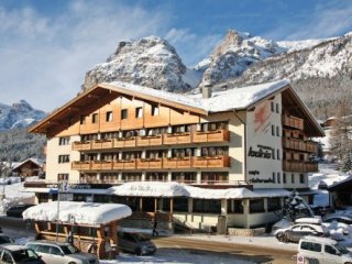 Hotel Ladinia