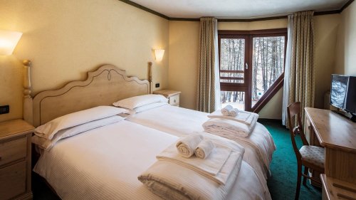 Hotel TH Pila