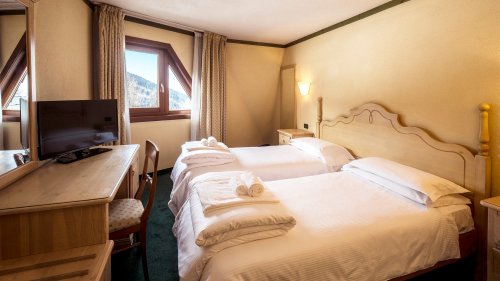 Hotel TH Pila