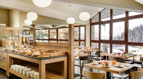 Hotel TH Pila
