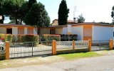 Katalog zájezdů, Ville Battiston
