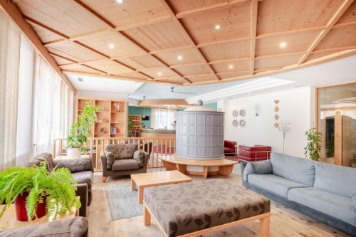 Hotel Alpine Mugon