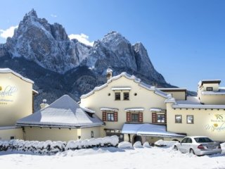 Hotel Mirabell Alpine Garden Resort & Spa Hotel Mirabell Alpine Garden Resort & Spa