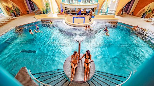 Hotel Aquacity Seasons
