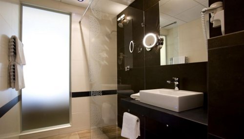 Bohinj Eco hotel (se skipasem)
