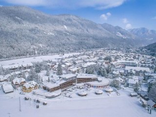 Ramada Resort