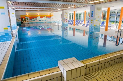 Ramada Hotel & Suites