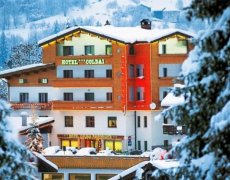 5denní zájezd (denní přejezd) s dopravou, polopenzí a skipasem v ceně – hotel Coldai