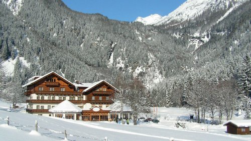 Alpenhotel Badmeister se skipasem