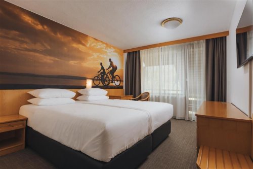 Hotel Kompas (se skipasem)