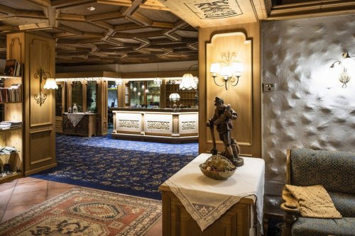 Hotel Roy