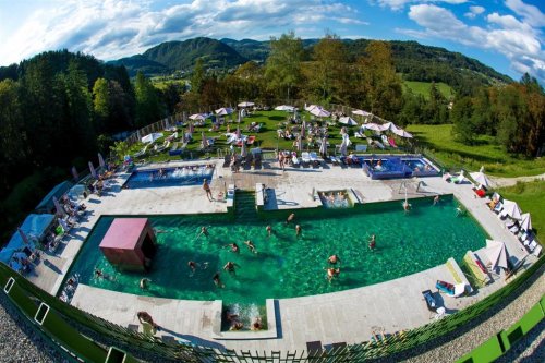 Wellness pobyt s dopravou, polopenzí a ochutnávkou na farmě v ceně v hotelu Rimski/Zdraviliški Dvor