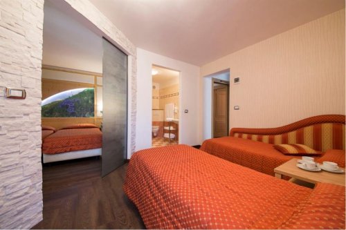 Hotel Touring