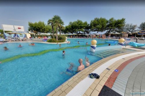 Aparthotel Holiday