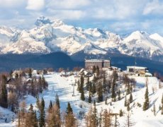 Hotel Rikli Balance - lyžařský balíček s denním přejezdem, bazény a polopenzí v ceně