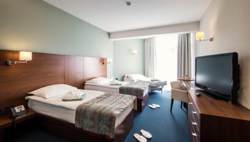 Hotel Eco Bohinj - lyžařský balíček s denním přejezdem, vstupem do aquaparku a polopenzí v ceně