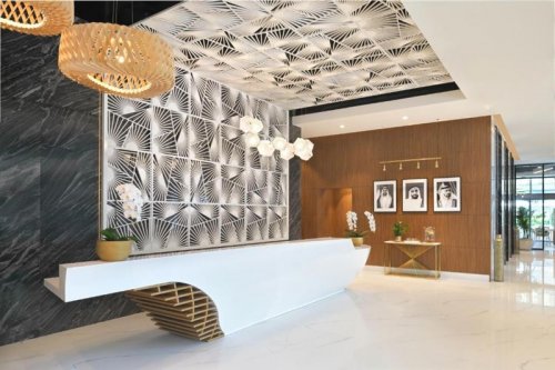 Adagio Premium The Palm